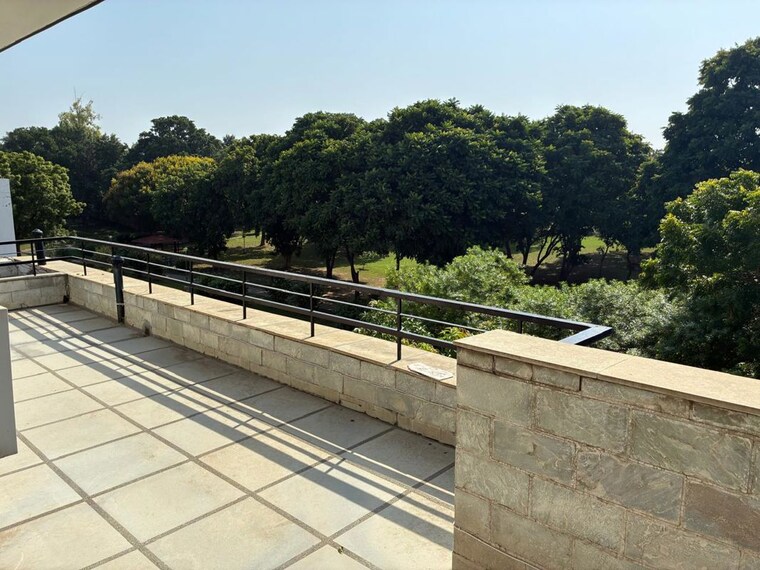 Balcony, sector 11 2 Bedroom 1000 Sq.Ft. Builder Floor In Sector 11 Chandigarh 10726957