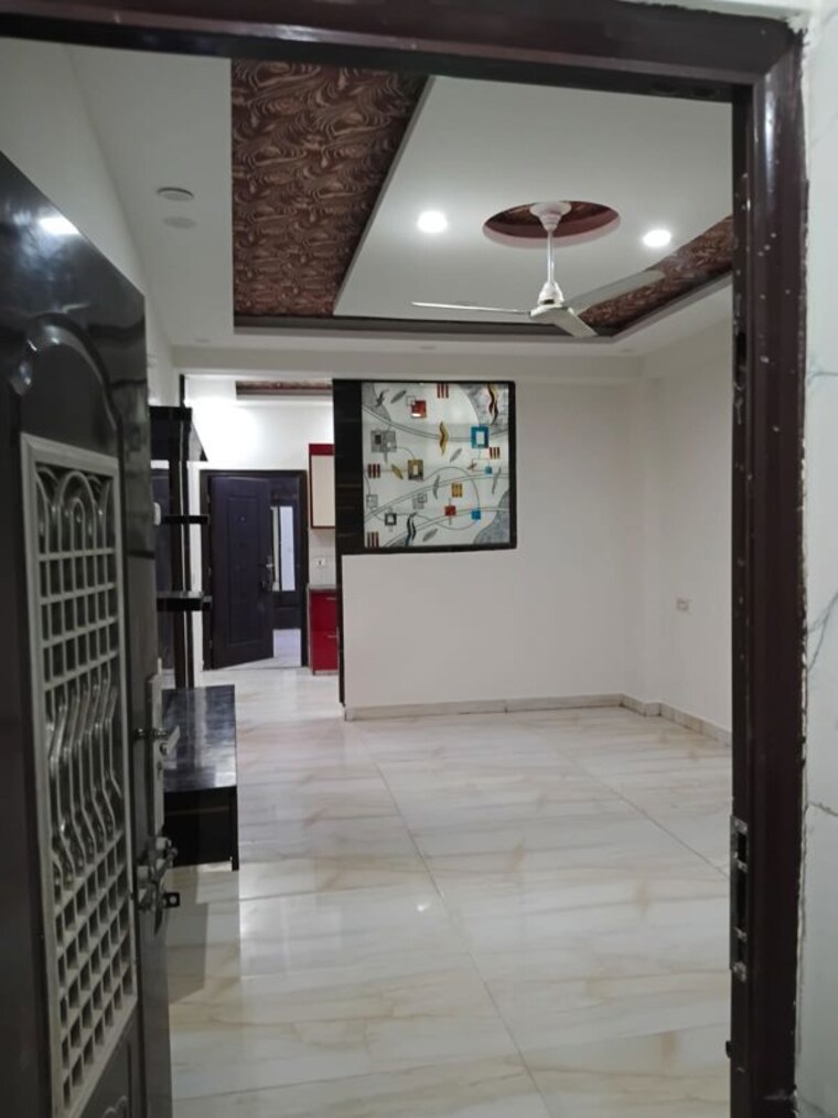 Room, vasundhara sector 1 4 Bedroom 150 Sq.Yd. Builder Floor In Vasundhara Sector 1 Ghaziabad 10726953
