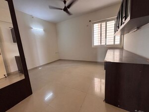 Room in 3 BHK Apartment at Salarpuria Sattva Senorita, Sarjapur Road – for Rent