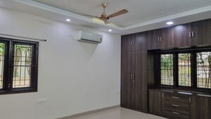 Room in 4 BHK Villa at Narsingi – for Sale