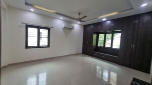 Room in 4 BHK Villa at Narsingi – for Sale