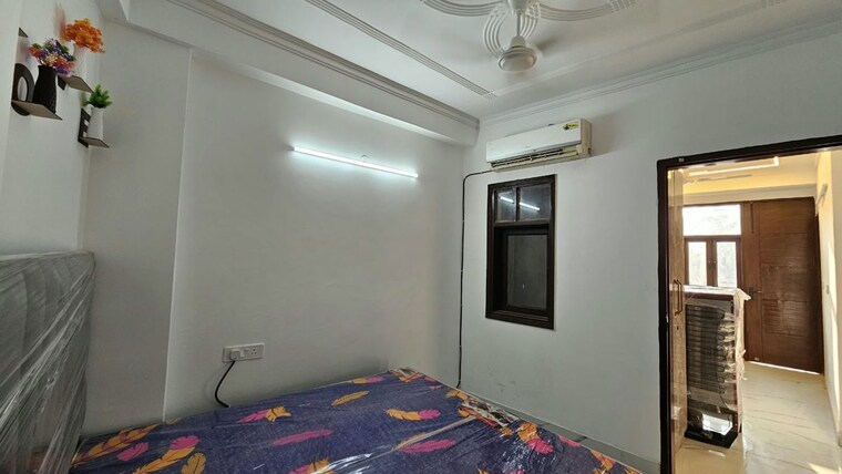 Bedroom, saket 1 Bedroom 500 Sq.Ft. Apartment In Saket Delhi 10726992
