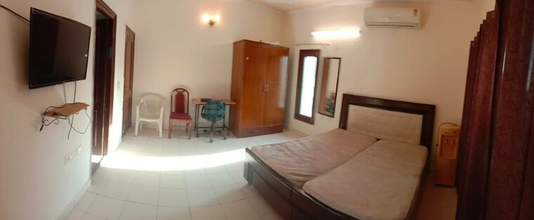 Bedroom, sector 37 1 Bedroom 800 Sq.Ft. Builder Floor In Sector 37 Chandigarh 10726998