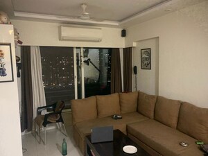 Team Area in 1 BHK Apartment at Bhoomi Park, Malad West – for Rent