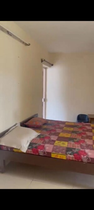Bedroom in 1 BHK Builder Floor at Sector 20 – for Rent