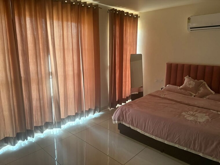Bedroom, sector 21 3 Bedroom 1000 Sq.Ft. Builder Floor In Sector 21 Chandigarh 10727051
