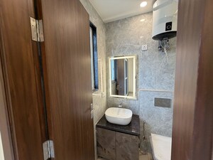 Bathroom in 3 BHK Builder Floor at Sector 21 – for Rent