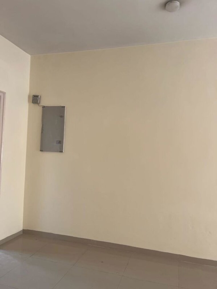 Room, sector 23 3 Bedroom 1550 Sq.Ft. Builder Floor In Sector 23 Gurgaon 10727080