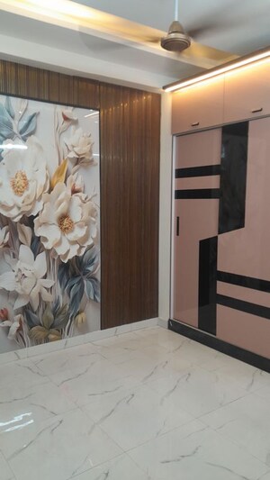 Furnished Amenities in 3 BHK Builder Floor at Concept Apartment, Niti Khand ii – for Sale