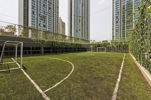 5 BHK Apartment – Garden View at Oberoi Realty Esquire, Goregaon East - for Sale