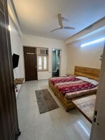 3 BHK 2000 Sq.Ft. Builder Floor in Spazedge
