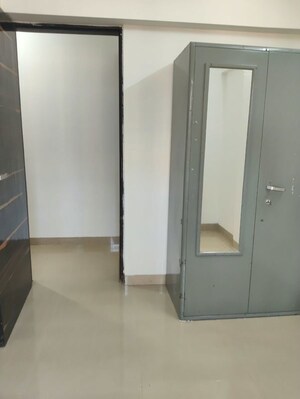 Building Lobby in 2 BHK Apartment at Piramal Vaikunth Vama, Balkum Pada – for Rent