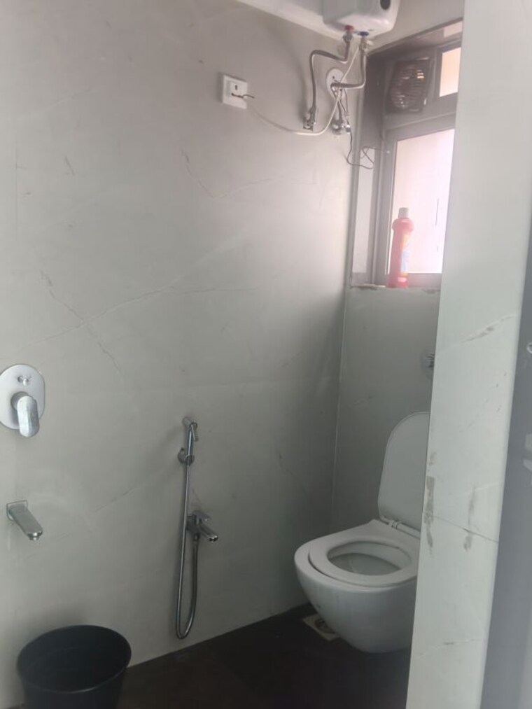 Bathroom, vishal-chs-pant-nagar 2 Bedroom 900 Sq.Ft. Apartment In Pant Nagar Mumbai 10727107
