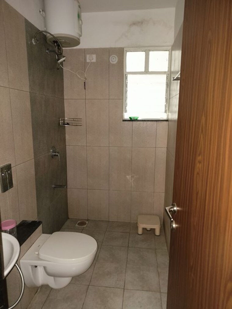 Bathroom, vilas-javdekar-prudentia-towers 2 Bedroom 700 Sq.Ft. Apartment In Wakad Pune 10727113