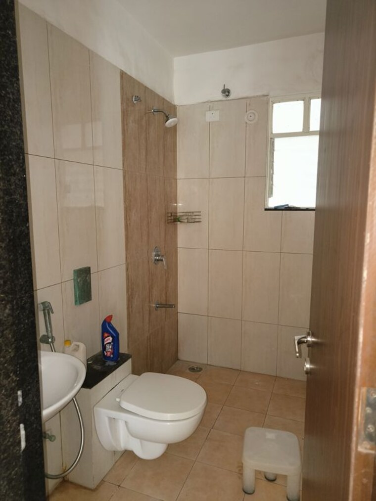 Bathroom, vilas-javdekar-prudentia-towers 2 Bedroom 700 Sq.Ft. Apartment In Wakad Pune 10727113