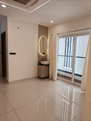 Room in 2.5 BHK Apartment at Frontline Seven, Kokapet – for Rent