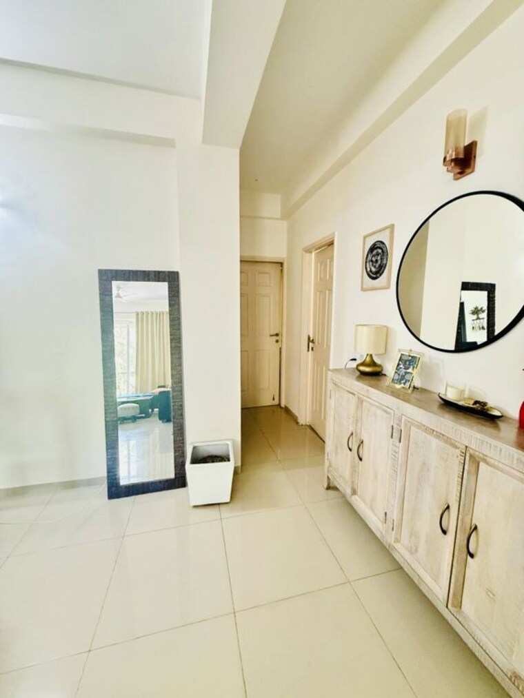 Bathroom, emaar-emerald-hills-phase-2 3 Bedroom 1750 Sq.Ft. Apartment In Sector 65 Gurgaon 10727127