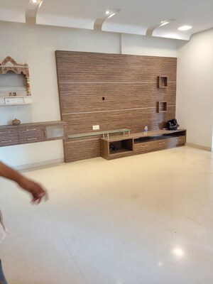 Furnished Amenities in 2.5 BHK Apartment at Gundecha Symphony, Andheri West – for Sale
