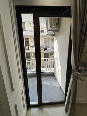 Balcony in 1 BHK Builder Floor at Sector 15 ii – for Rent