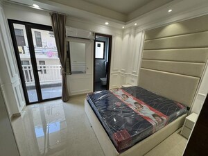 Bedroom in 1 BHK Builder Floor at Sector 15 ii – for Rent
