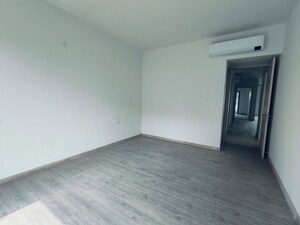 Room in 4 BHK Apartment at Birla Navya, Sector 63a – for Rent