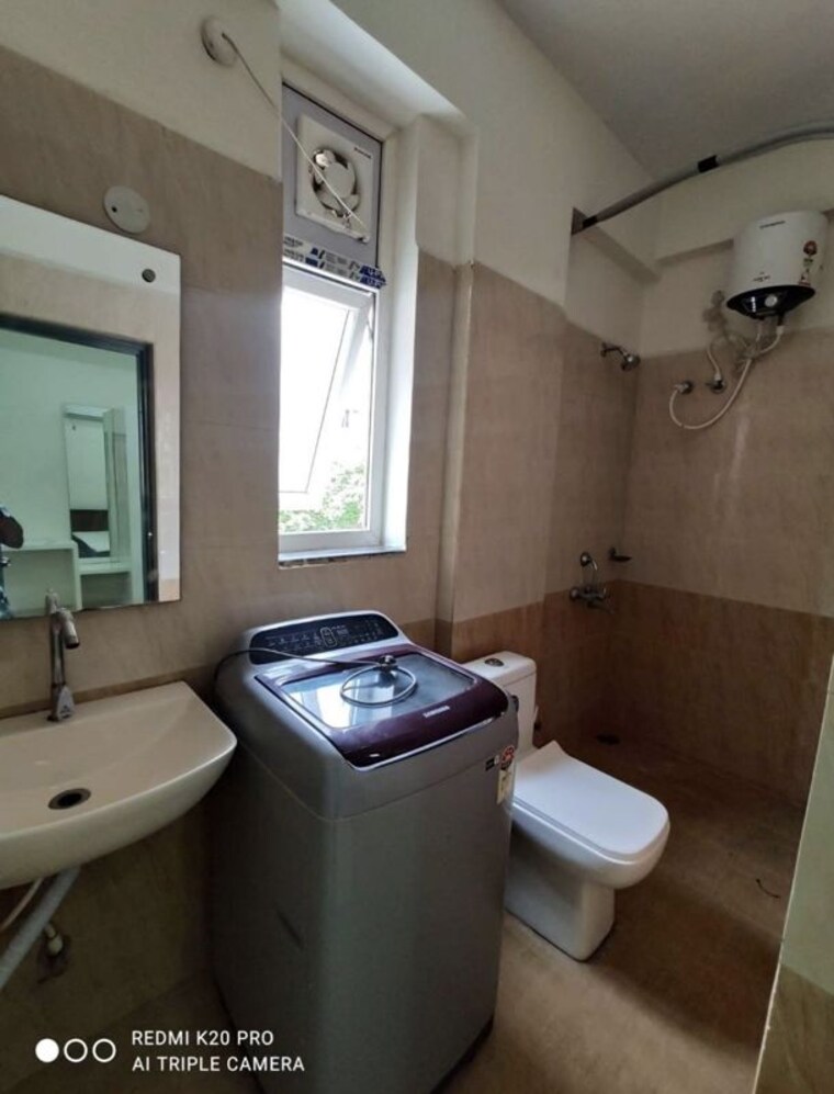 Bathroom, kondapur 1 Bedroom 580 Sq.Ft. Builder Floor In Kondapur Hyderabad 10727168