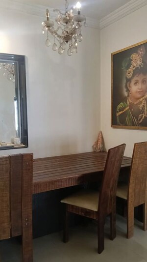Bedroom in 1.5 BHK Apartment at Swapnalok Towers, Malad East – for Rent