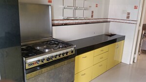 Kitchen in 1.5 BHK Apartment at Swapnalok Towers, Malad East – for Rent