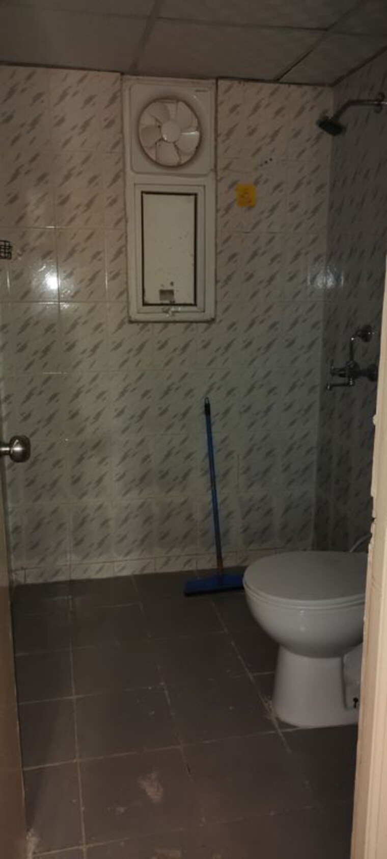 Bathroom, zara-rossa 2 Bedroom 950 Sq.Ft. Apartment In Sector 112 Gurgaon 10727176