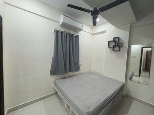 Bedroom in 1 BHK Builder Floor at Kondapur – for Rent