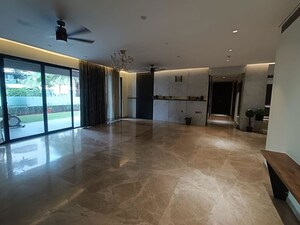 Room in 4 BHK Apartment at Lunkad Sky Belvedere, Viman Nagar – for Rent