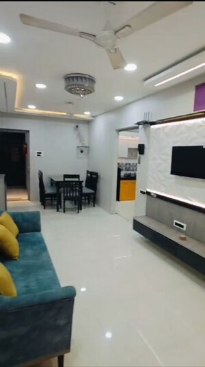 Team Area in 2 BHK Apartment at Andheri CHS, Andheri West – for Rent