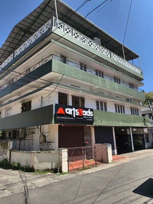 6 BHK Independent House For Sale in Kacheripady
