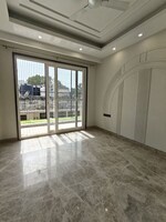 3 BHK +  1650 Sq.Ft. Builder Floor in Sushant Lok I