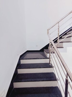 Staircase in 5 BHK Villa at Sultanpur Road – for Rent