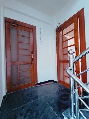 5 BHK Villa – Exterior View View at Sultanpur Road - for Rent