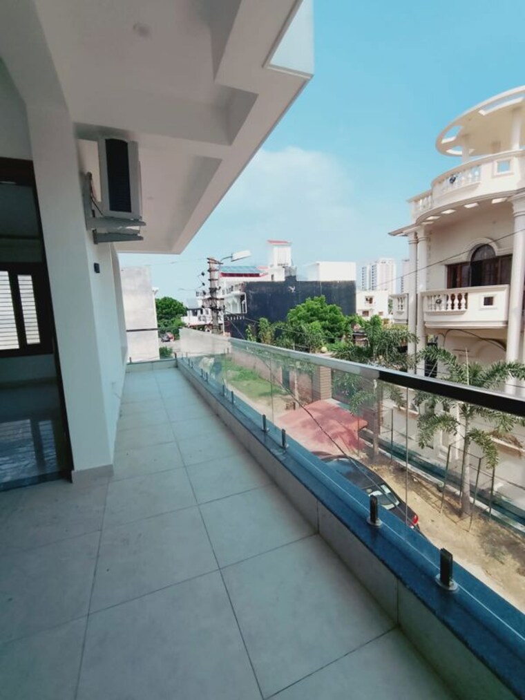 Balcony, sultanpur road 5 Bedroom 3300 Sq.Ft. Villa In Sultanpur Road Lucknow 10727225