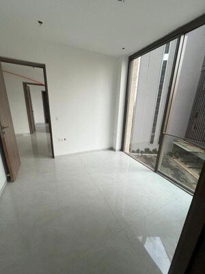 Room in 2 BHK Apartment at One Meraki, Chembur – for Rent
