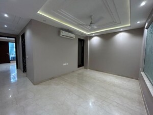 Room in 3 BHK Builder Floor at Greater Kailash ii – for Sale