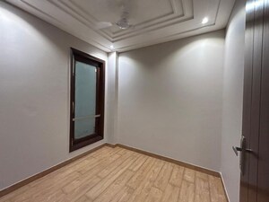 Room in 3 BHK Builder Floor at Greater Kailash ii – for Sale
