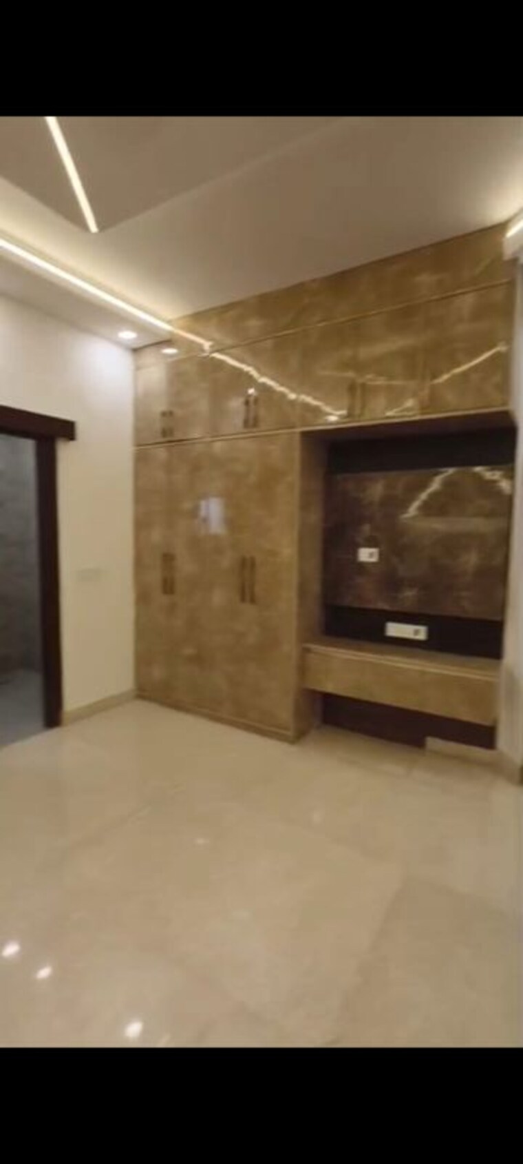 undefined, nehru enclave 3 Bedroom 160 Sq.Yd. Builder Floor In Nehru Enclave Delhi 10727275