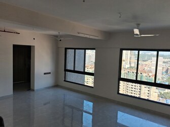 2.5 BHK +Builder Floor For Rent in Paradigm Antalya in Oshiwara, Mumbai