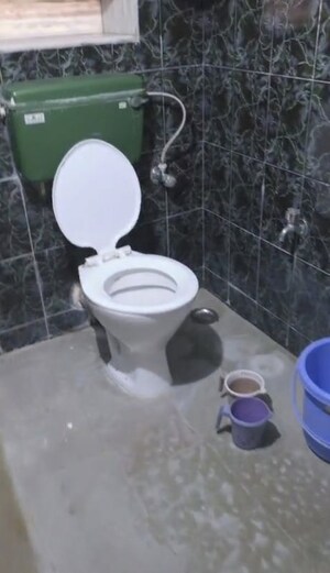 Bathroom in 2 BHK Apartment at Sher E Punjab, Andheri East – for Rent