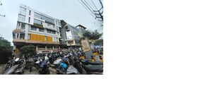  Shop – Exterior View View at Rnt Marg - for Sale