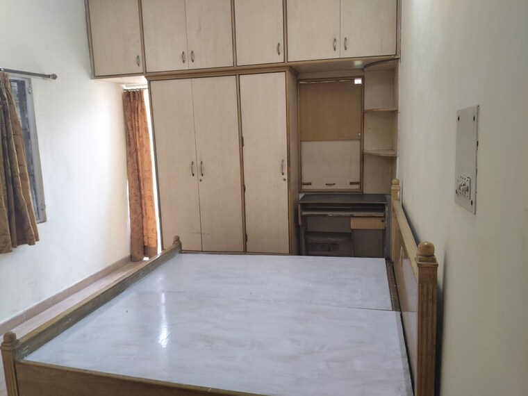 Room, shalimar bagh 2 Bedroom 990 Sq.Ft. Apartment In Shalimar Bagh Delhi 10727386