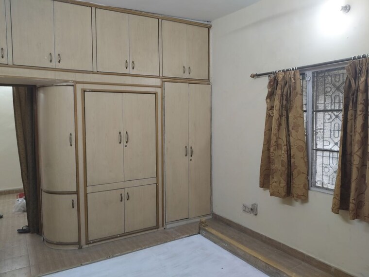 Room, shalimar bagh 2 Bedroom 990 Sq.Ft. Apartment In Shalimar Bagh Delhi 10727386