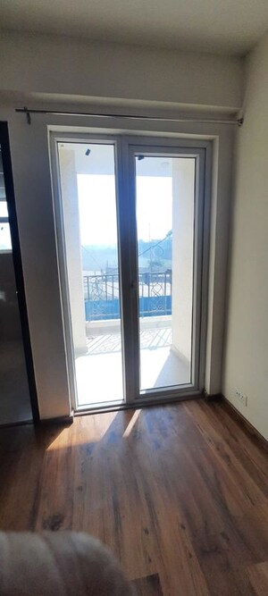 Room in 3 BHK Builder Floor at Signature Global Park 4 and 5, Sohna Sector 36 – for Rent