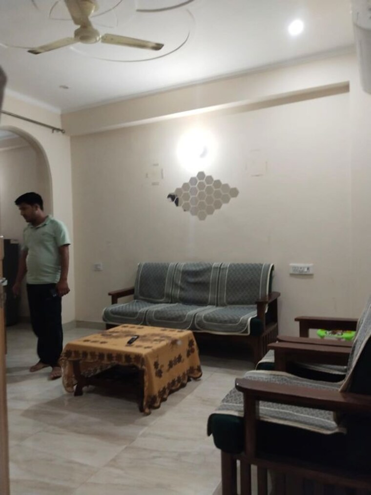 Living Room, sector 40 2 Bedroom 1250 Sq.Ft. Builder Floor In Sector 40 Gurgaon 10727448