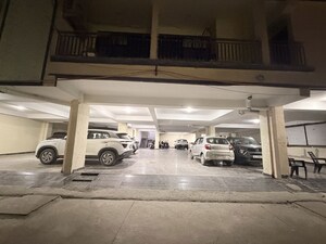 Parking in 3 BHK Builder Floor at Chattarpur – for Rent