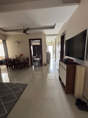 Living Room in 2 BHK Builder Floor at Sector 52 – for Rent